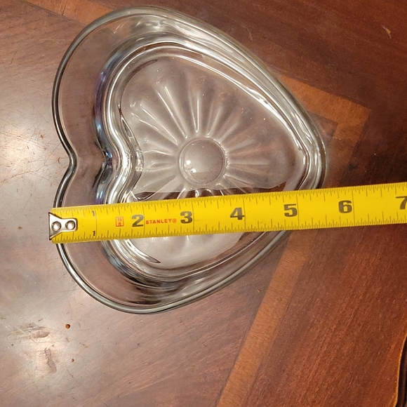 Glass Heart Candy Dish - Picture 6 of 6